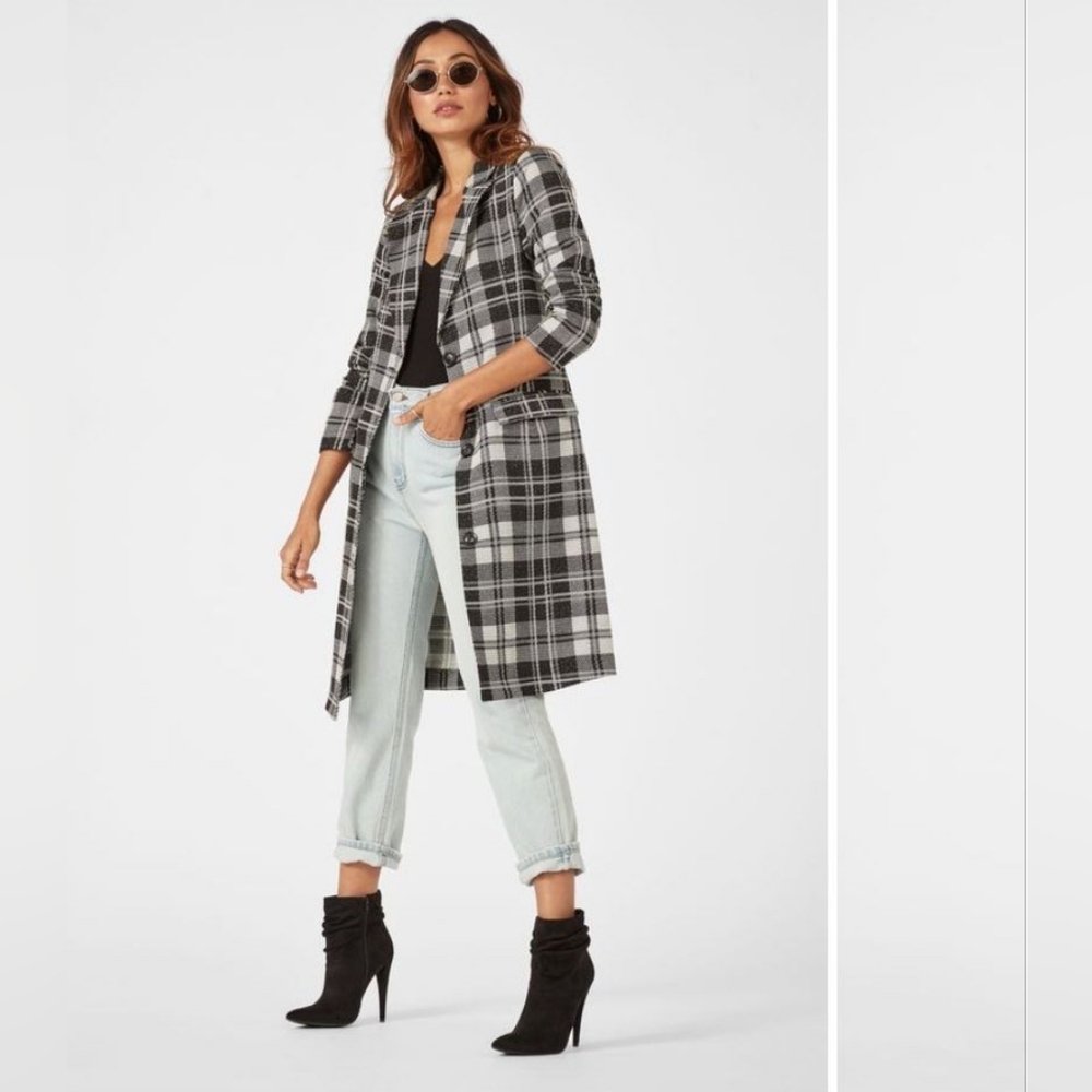 Plaid Single Breasted Coat/Black-White Plaid Size S.
